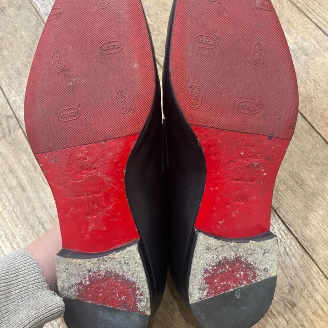 Christian Louboutin ＊ 新品未使用 - greatriverarts.com