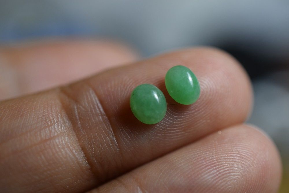 【陽緑】ミャンマー産本翡翠のルース② RS4-34 上質 宝石質 陽緑 ミャマンー産 A貨 本翡翠 ルース 裸石