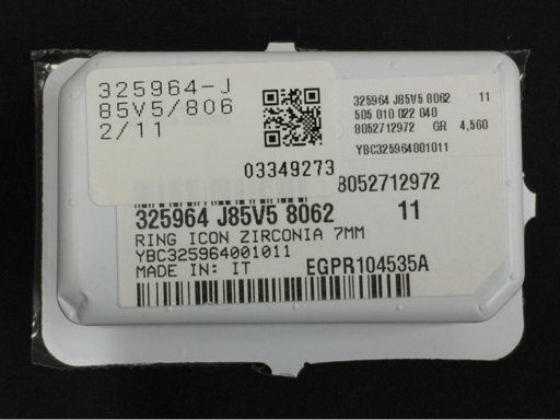 K18 ホワイトゴールド