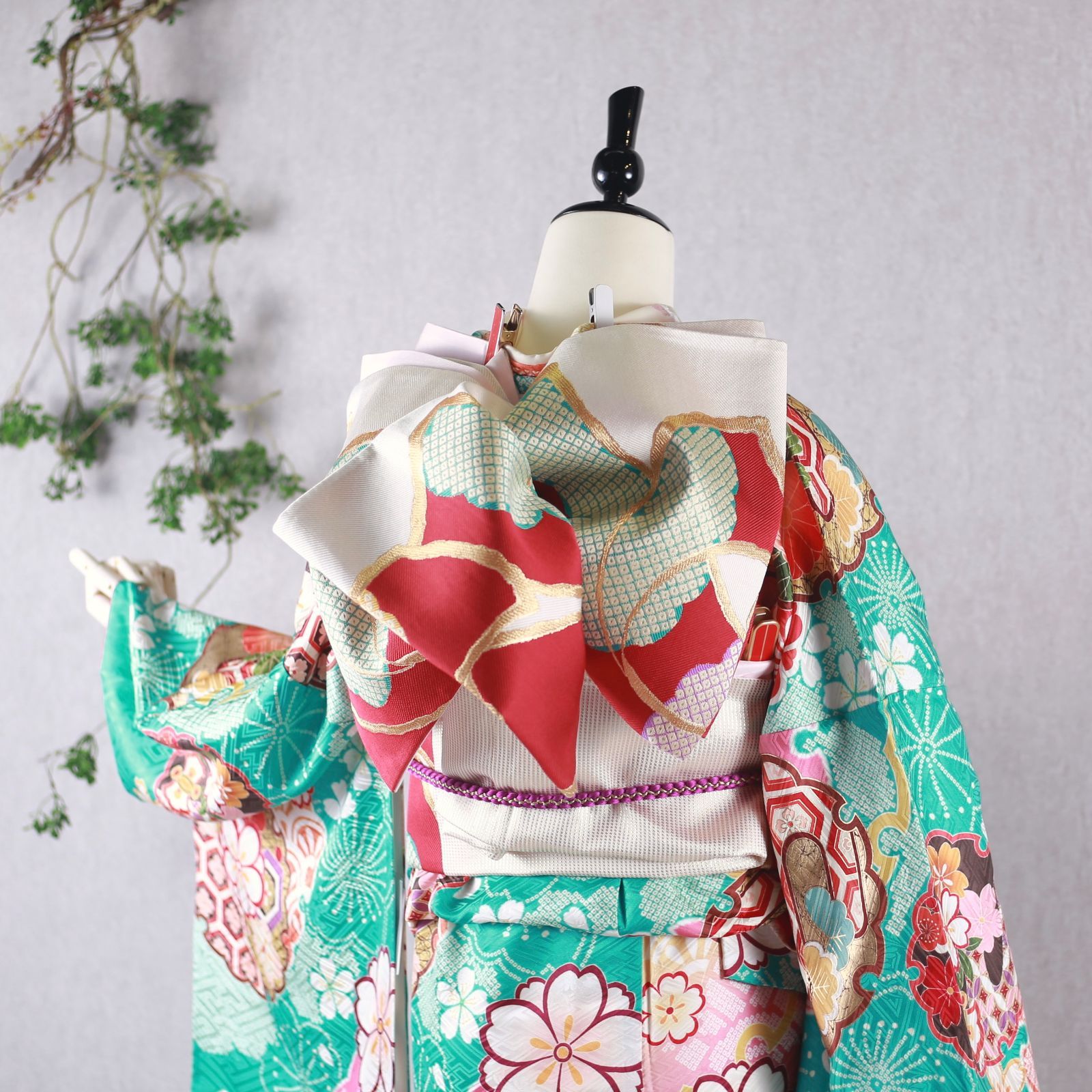 成人式　振袖　レトロ　ポップ　振袖セット 振袖フルセット 振袖セット 振袖 L〜LLサイズ 緑×レトロポップ 美品