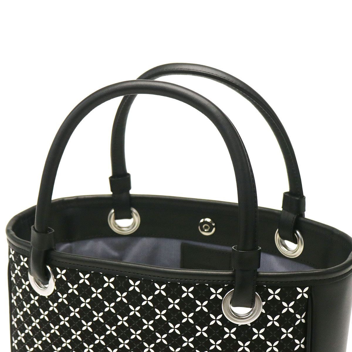 【商品レビューで＋5％】印傳屋 トートバッグ 印伝 印伝屋 インデンヤ INDEN-YA そよか トート バッグ 本革 漆 甲州印伝 七宝繋ぎ 8813 印傳屋 トートバッグ 印伝 印伝屋 インデンヤ INDEN-YA そよか トート