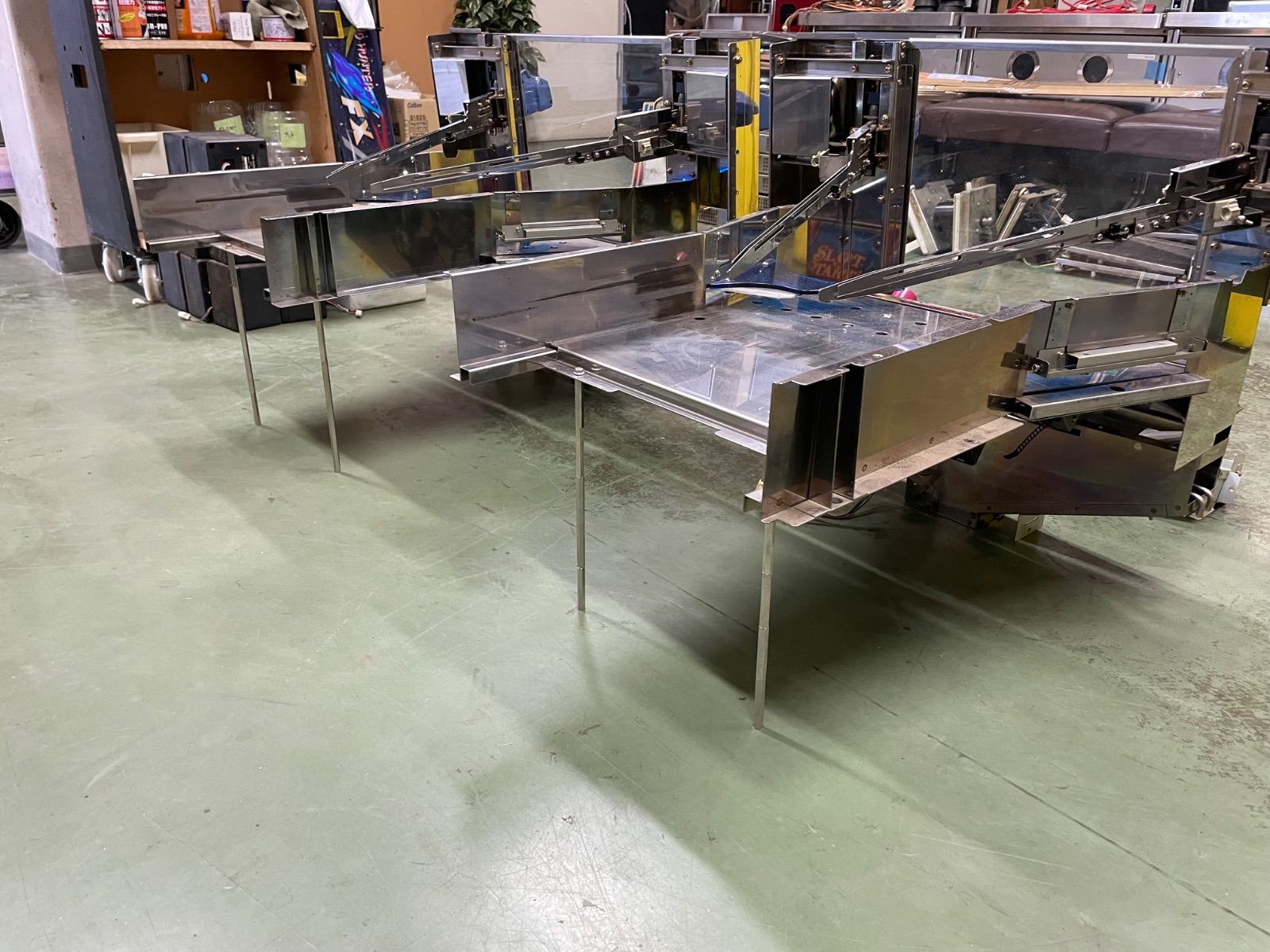 スピンフィーバー2 フィールド 【メダルゲーム】スピンフィーバー2の本気を垣間見ろ！！【神内部】