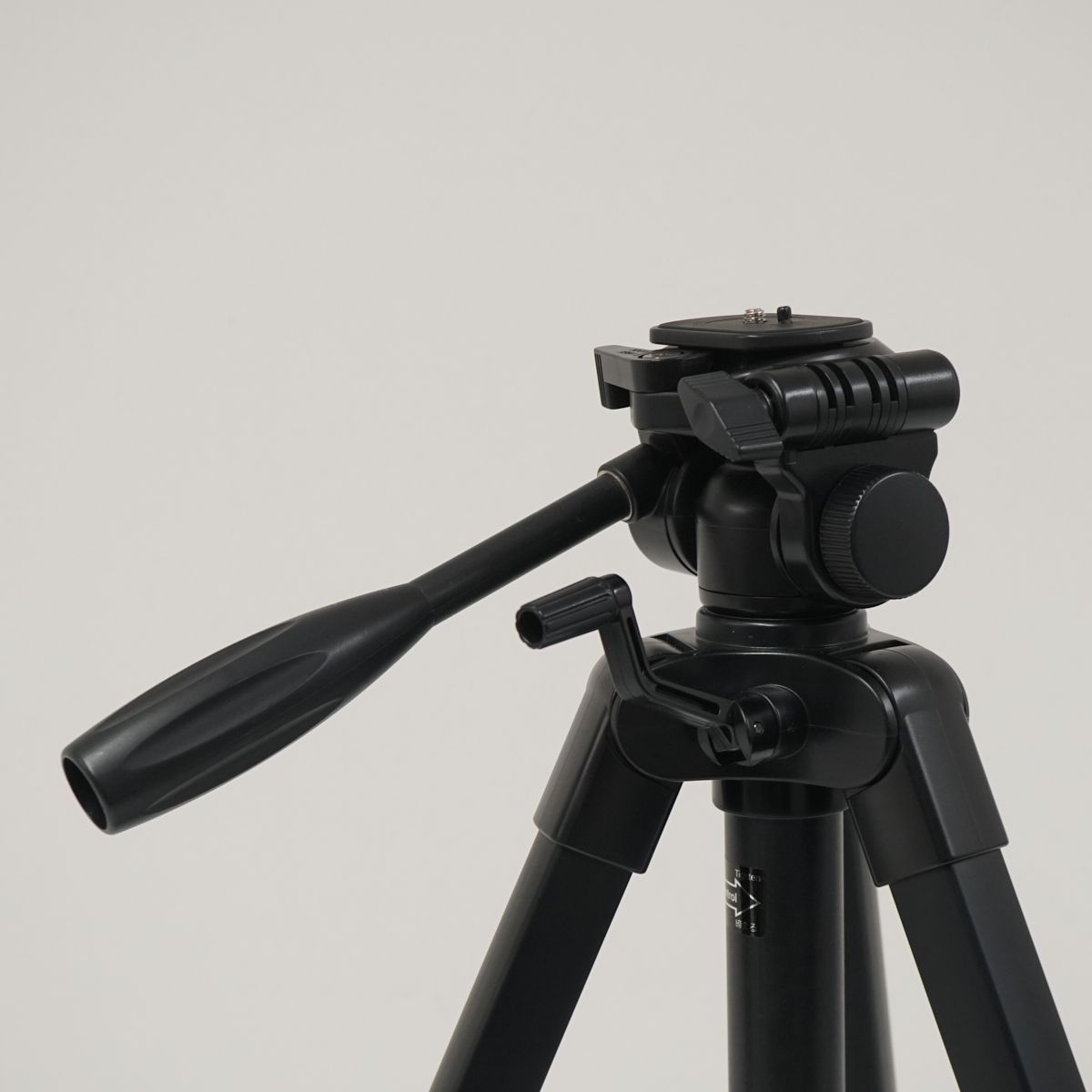 Velbon EX-630 N 中型 ファミリー三脚 USED超美品 3段 軽量 3Way雲台