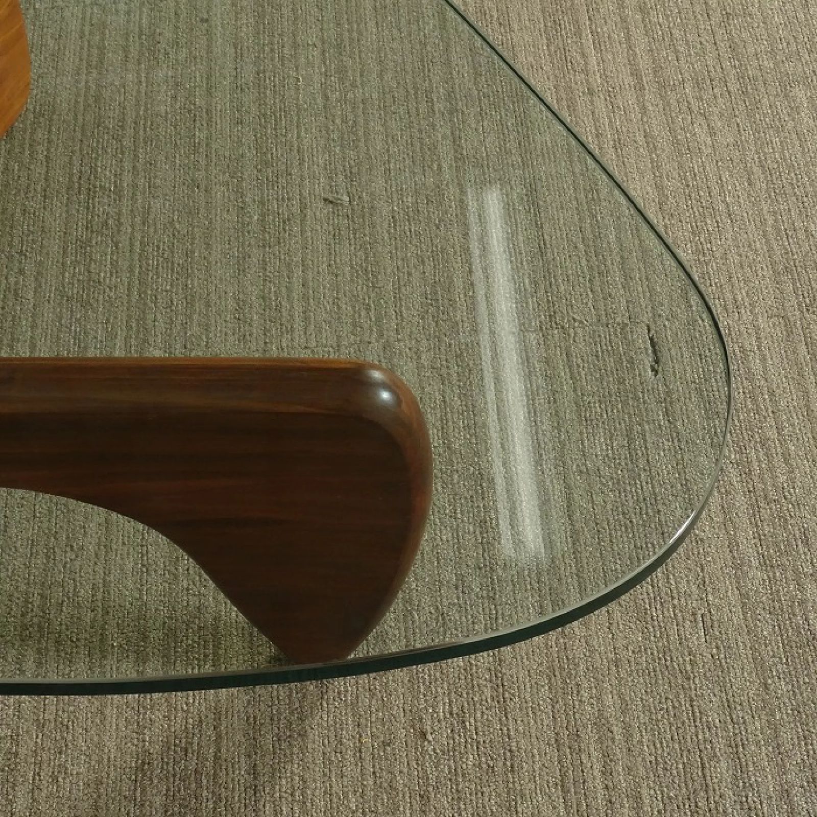 コーヒーテーブル