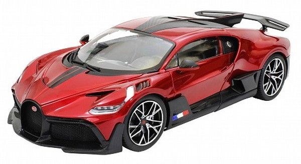 新品 Bburago 1/18 ブガッティ ディーヴォ レッド 完成品ミニカー BUR11045R1 [佐川急便]