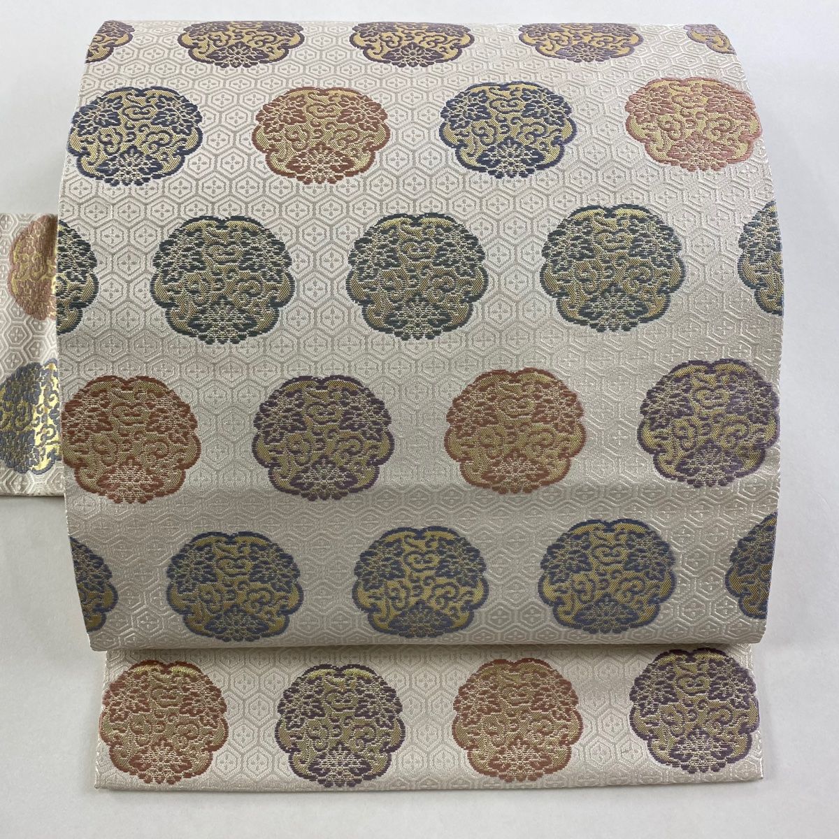 名古屋帯 亀甲 花唐草 箔 ベージュ 正絹