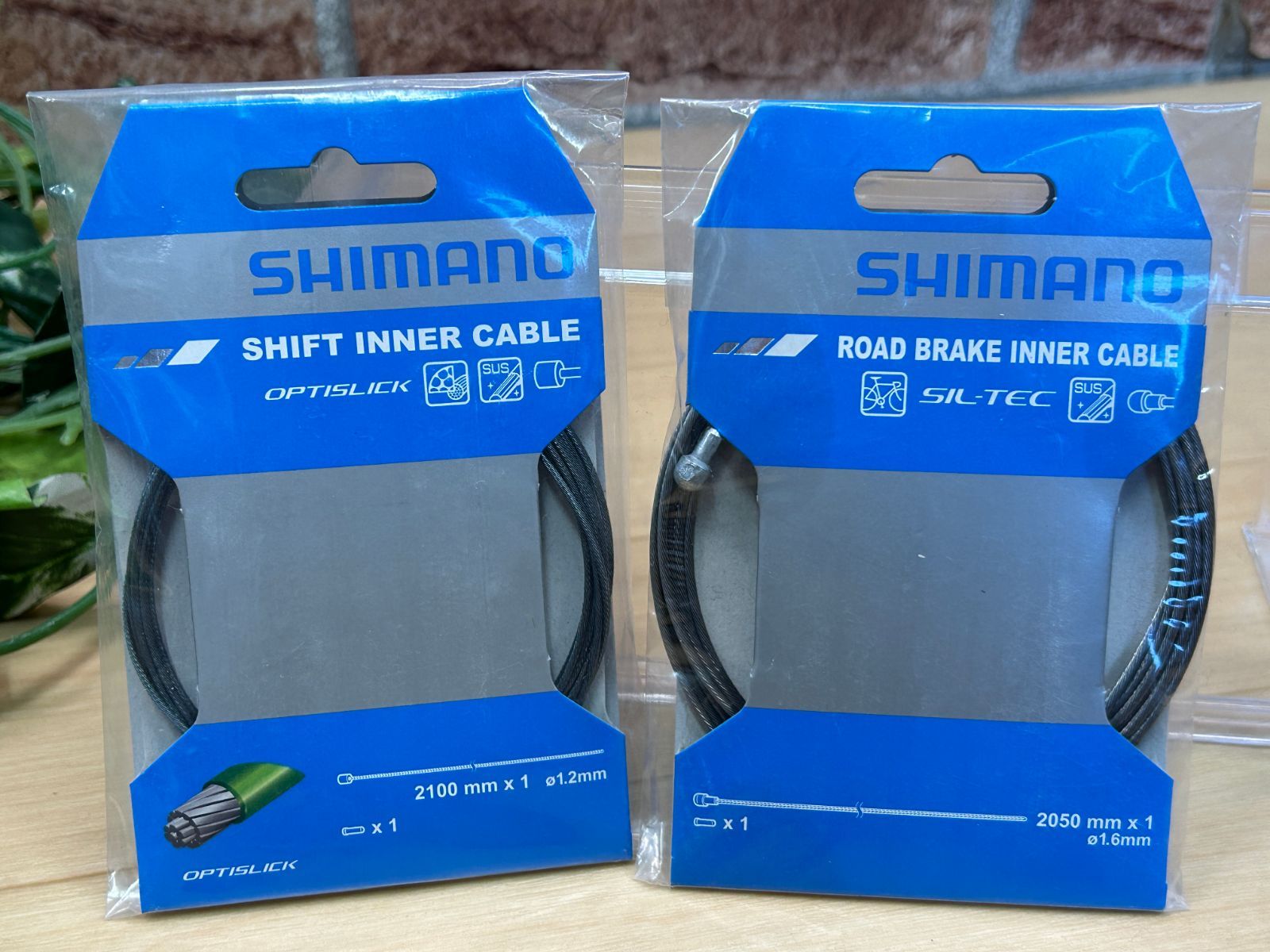 大特価sale!! 未使用品!! SHIMANO ROAD BRAKE/SHIFT INNER CABLE SET OPTISLICK SIL-TEC シマノ ロード用 ブレーキ/シフト コーティング インナーケーブルセット 同梱発送承り中!! M-497