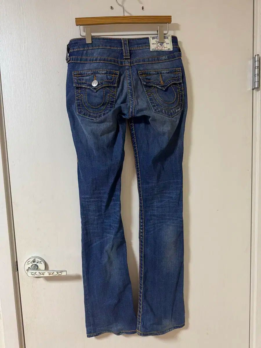 TRUERELIGION ブーツカットデニム 24 True Religion ブーツカットデニム 24 - メルカリ