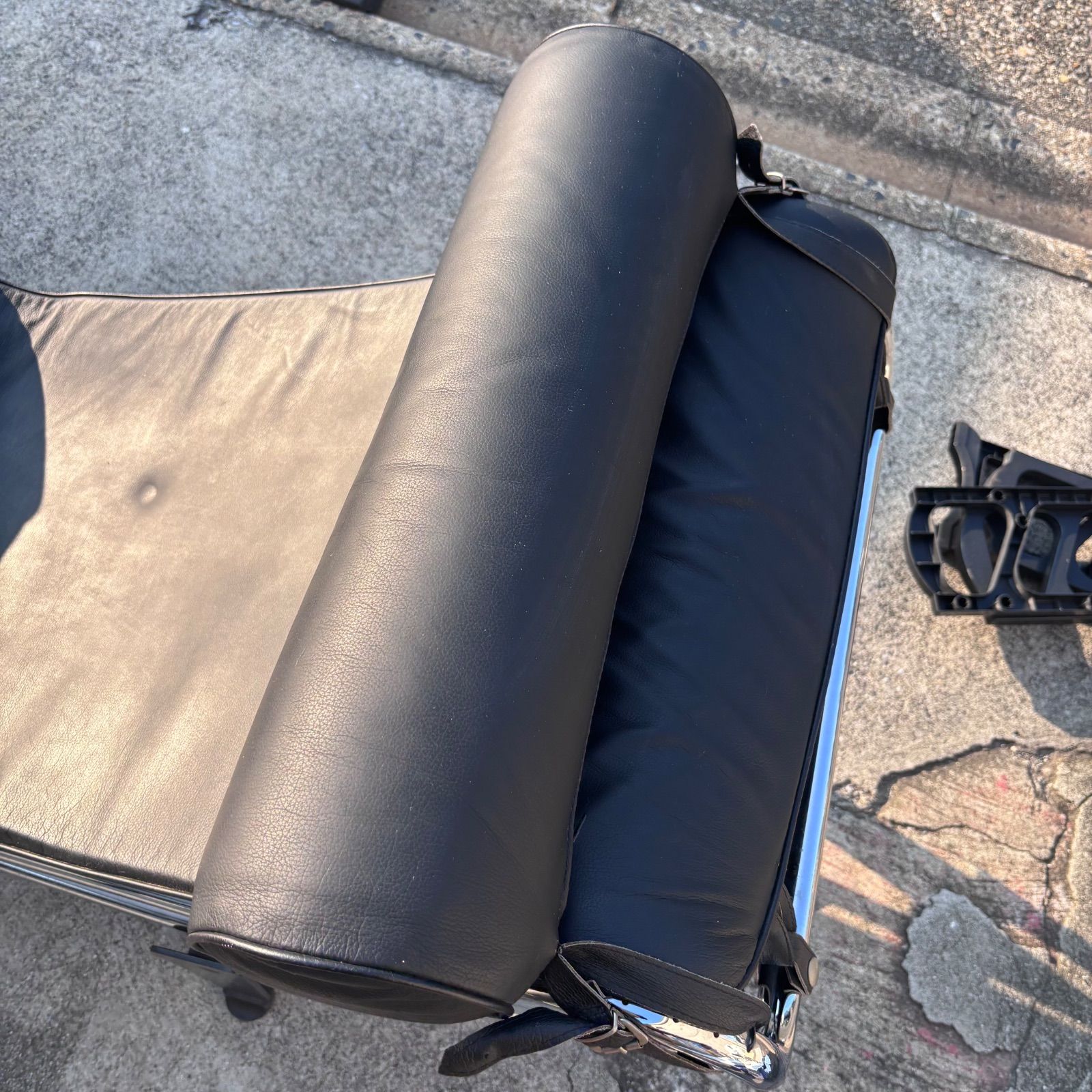 本革 シェーズロング LC４ ル コルビュジエ ピエール ジャンヌレ シャルロット ペリアン ソファ シングル 倉庫前 価格 配送はご相談ください