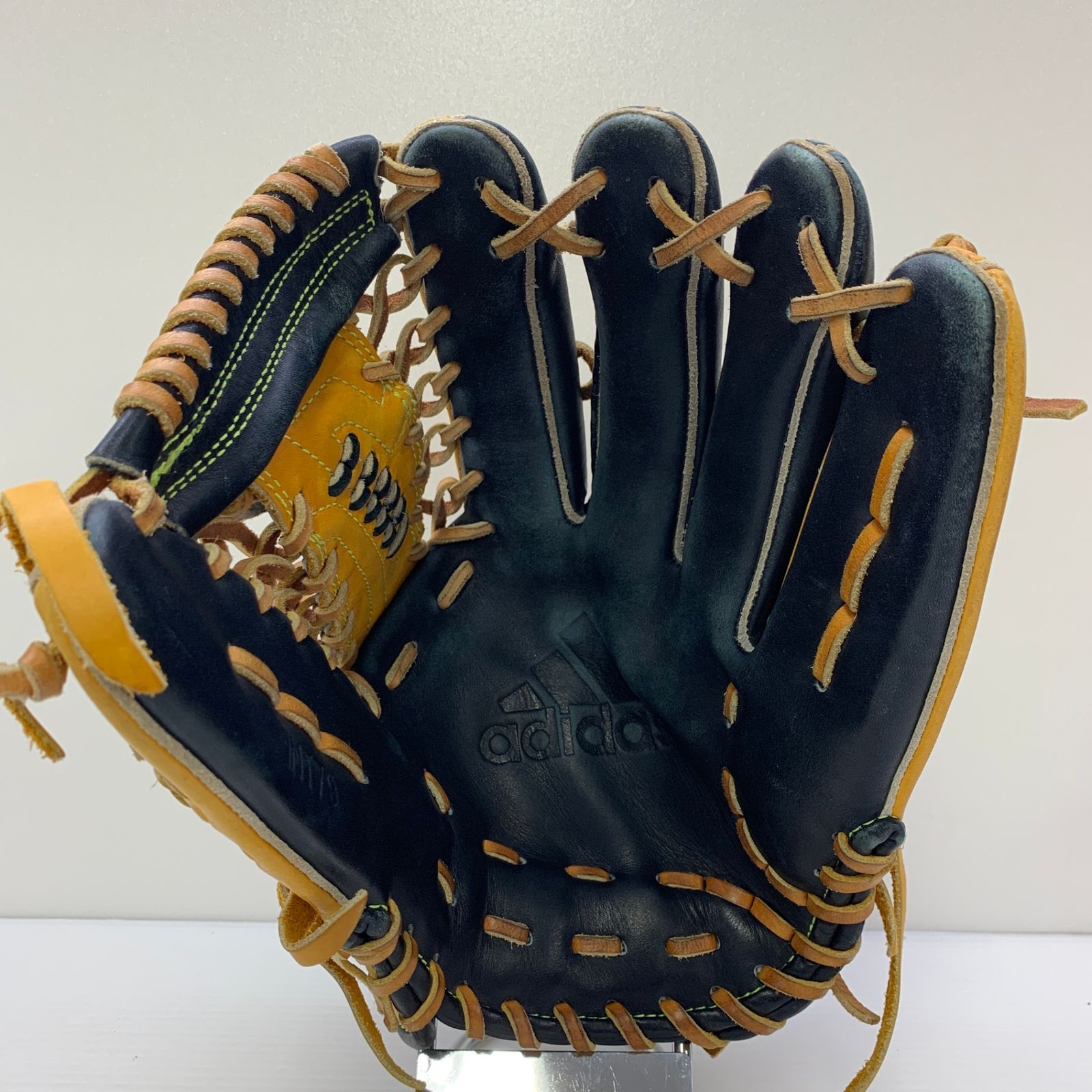 アディダス adidas 軟式 大人 一般 外野手用 グローブ グラブ 右投げ