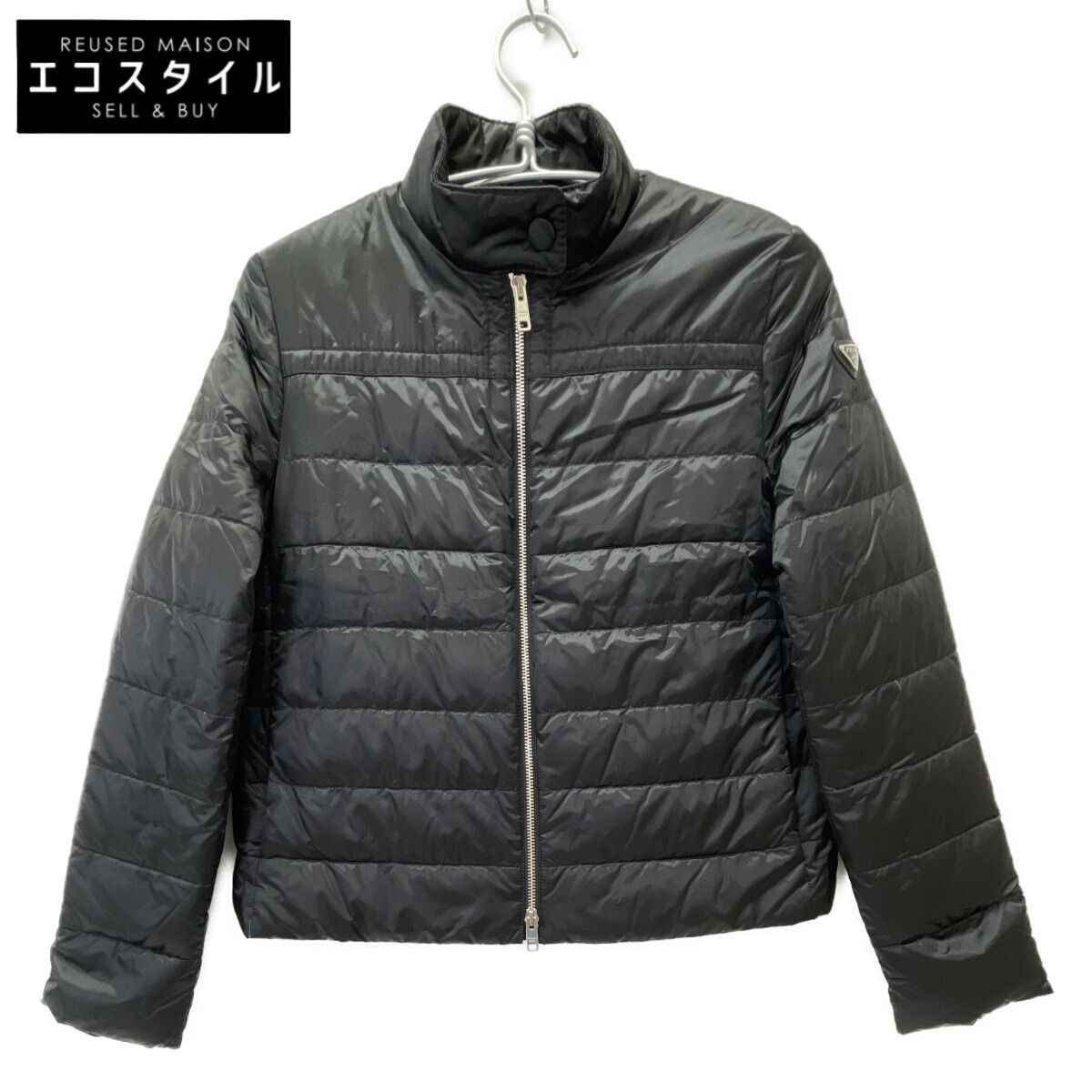 PRADA プラダ 29B830 ﾌﾞﾗｯｸ 三角ﾌﾟﾚｰﾄ ｽﾀﾝﾄﾞｶﾗｰ ﾀﾞｳﾝｼﾞｬｹｯﾄ 38