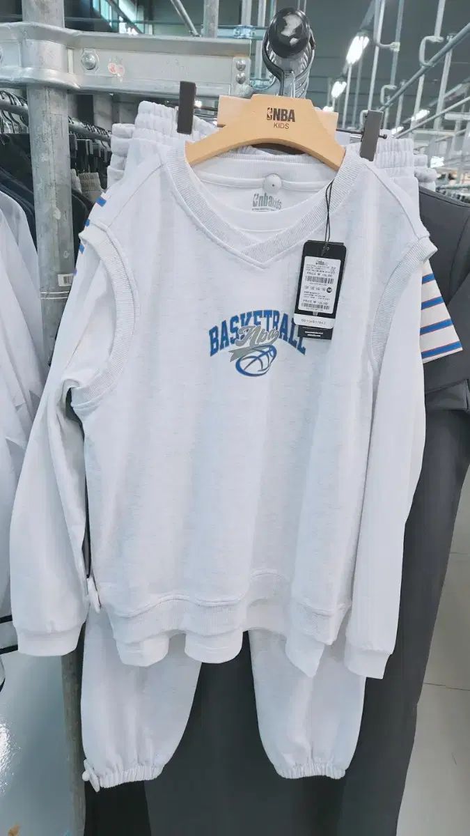 NBA キッズ 3 平和 ベーシック T シャツ ベスト トレーニングパンツ 120 130 140