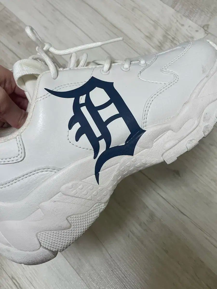 MLB ビッグボールチャンキー スニーカー