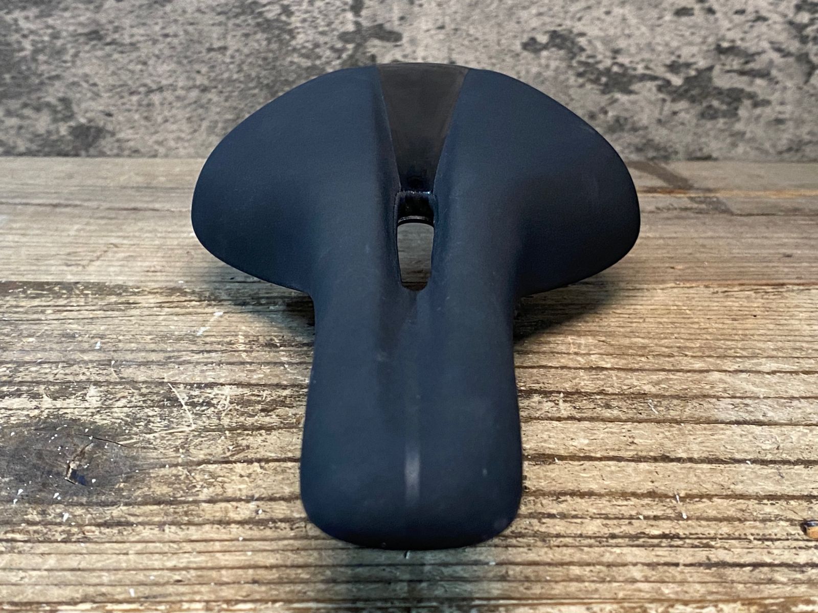 JG149 フィジーク fizik アンタレス ANTARES R1 OPEN サドル