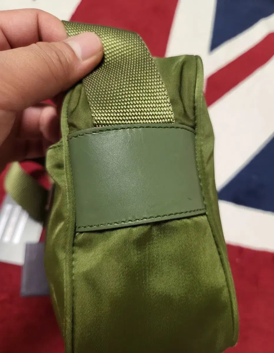 リナイロン メッセンジャーバッグ