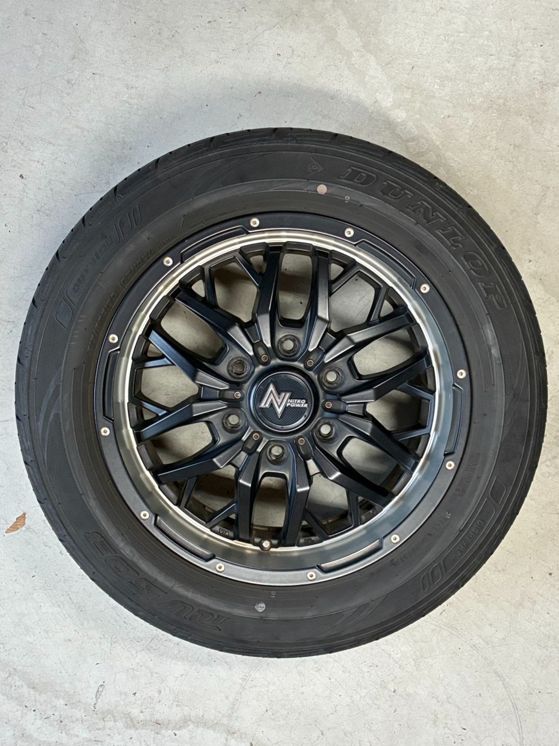 17インチアルミホイール