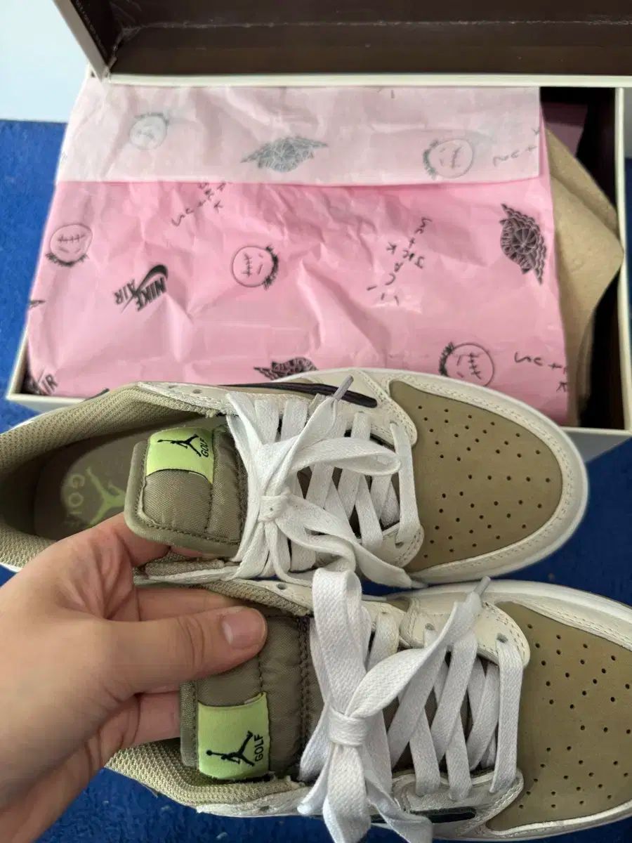 続々入荷中！ ジョーダン ロー G ゴルフシューズ