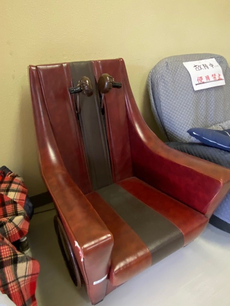 【専用】サンヨー製アンティークマッサージチェア完動・昭和家電・レトロ・古民家 マッサージチェア 昭和レトロなアンティーク - メルカリ