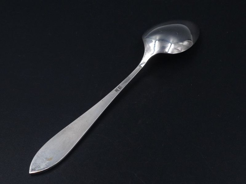 銀製 花柄 スプーン 純銀 アンティーク スプーン 日本製 - メルカリ