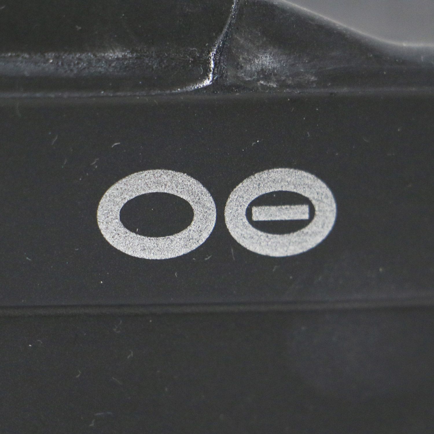 トング