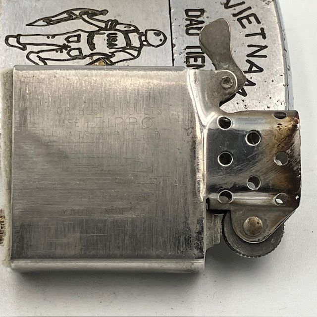 ジッポー ZIPPO ベトナムジッポー 1969年 人気の絵柄 兵士と子供
