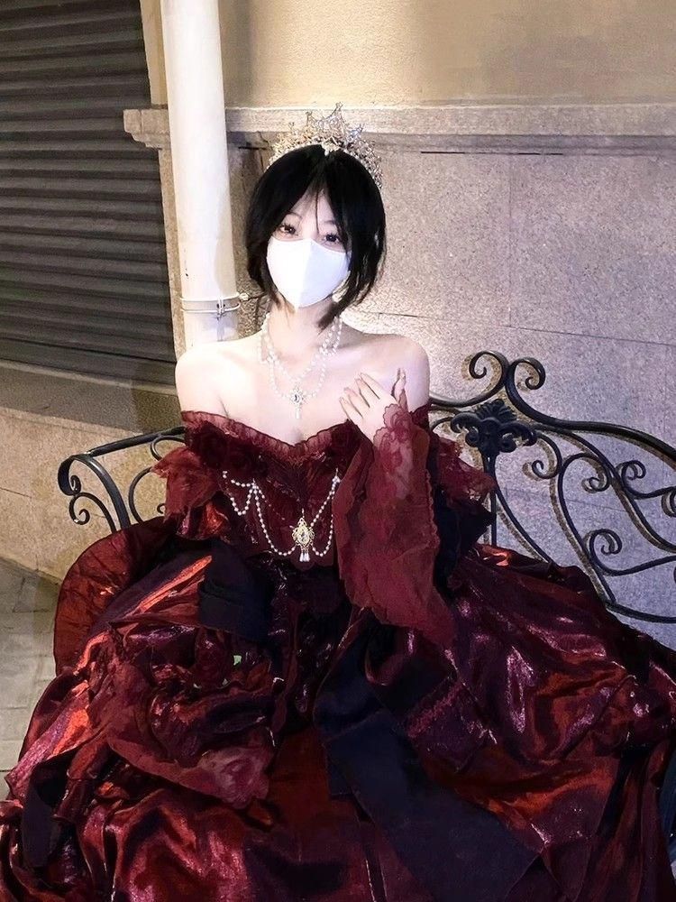 ロリータ