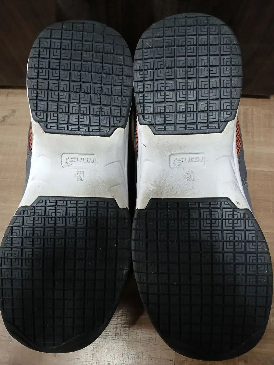 275mm 安全靴