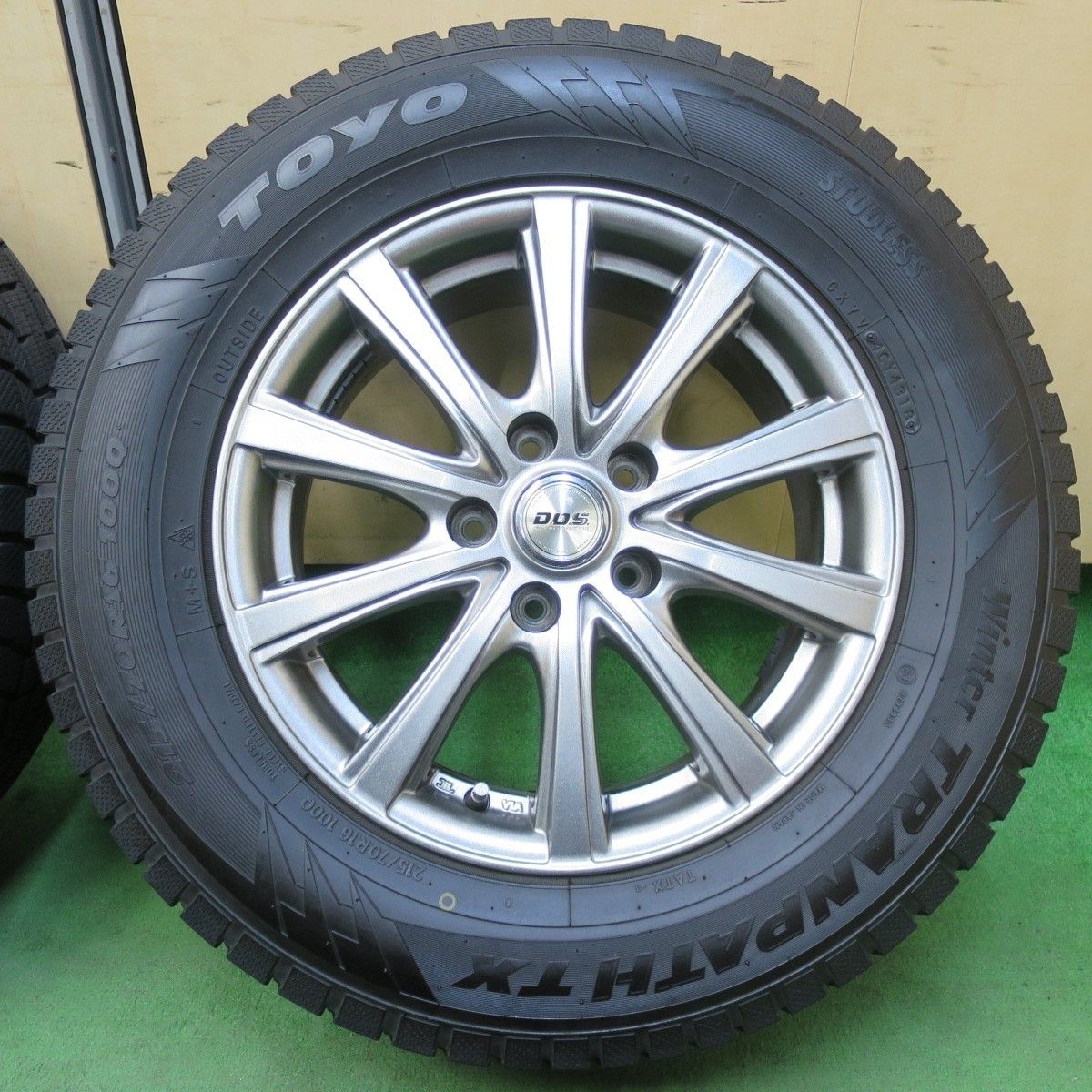 専用　　 215/70R15 トランパスTX 2023年　バリ山 215/70R15 トランパスTX 2023年 バリ山
