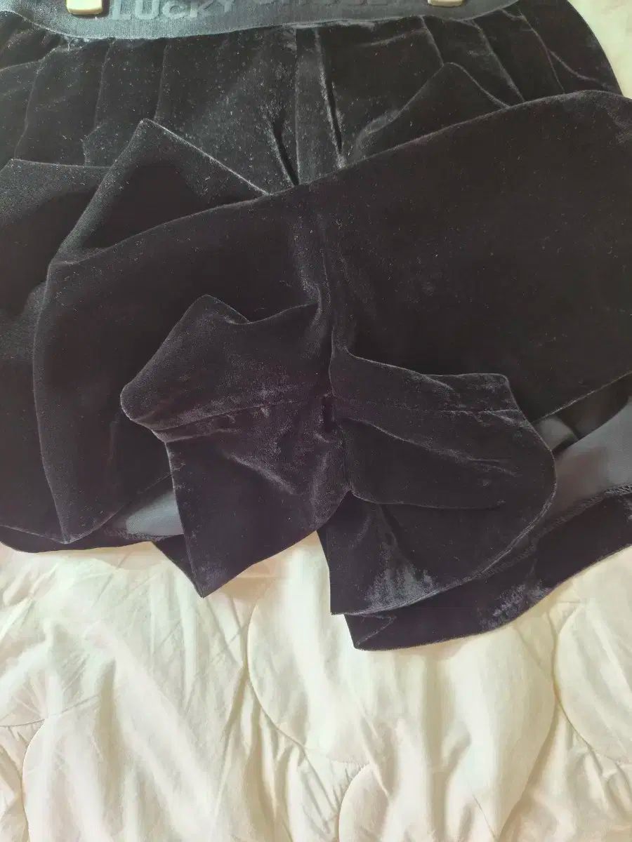 LUCKY CHOUETTE ラッキーシュエトゥ ツアーベルベット フ キュロット ブラック NICORILABO_COM