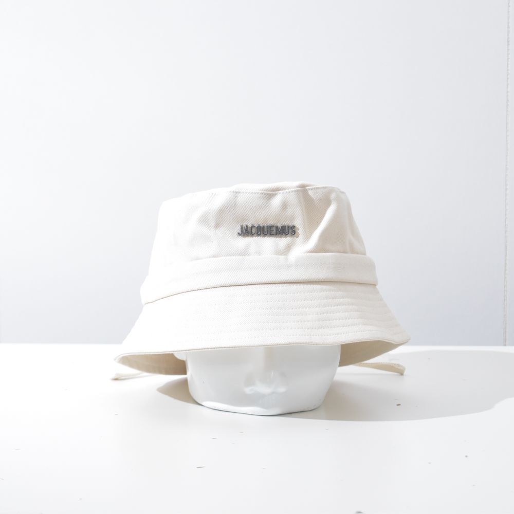 JACQUEMUS ホワイト バケットハット ジャックムス 中古・古着通販】jacquemus (ジャックムス) バケットハット