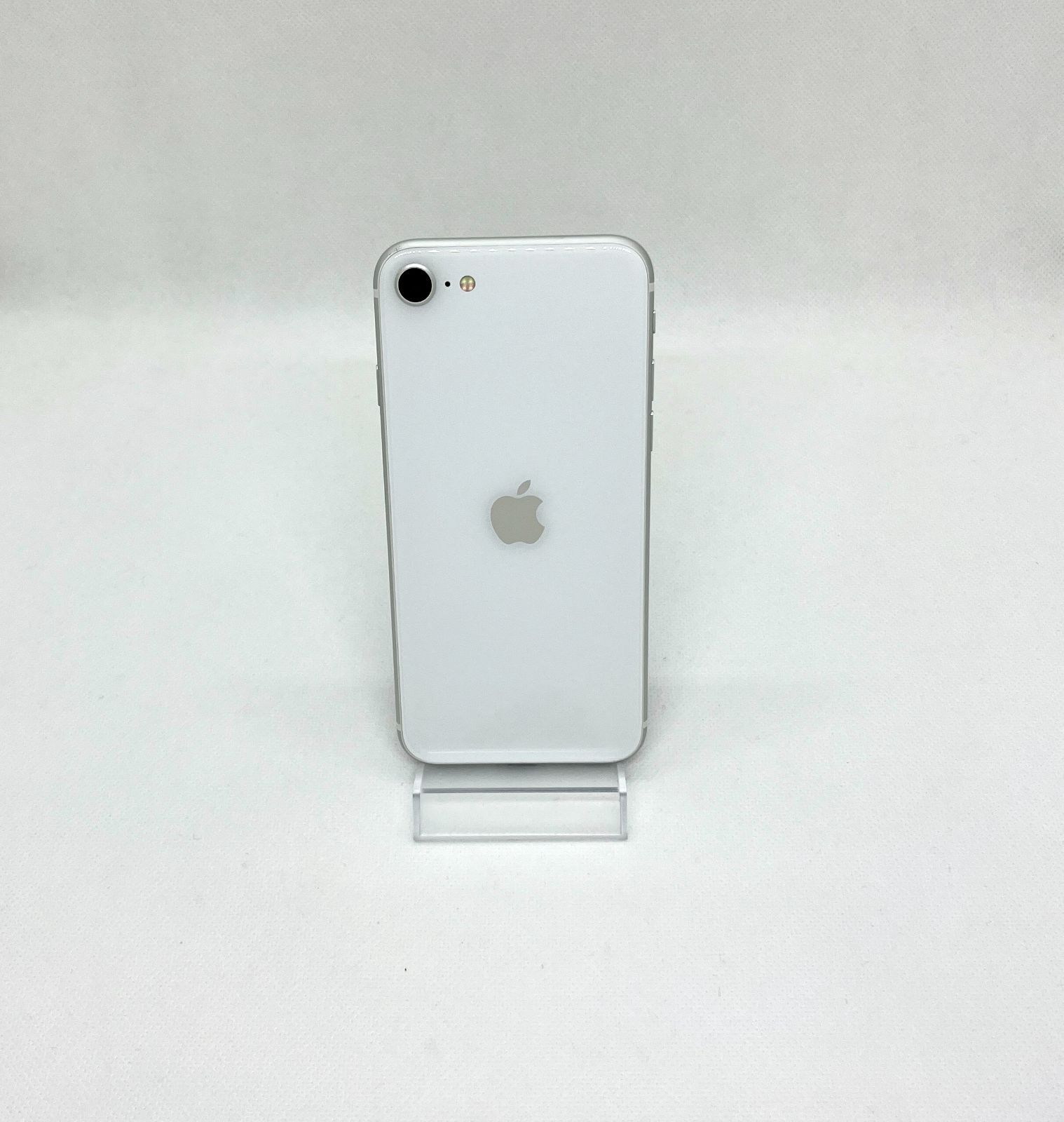 美品】【バッテリー新品】iPhone SE2 64GB ホワイト 0348 SIM