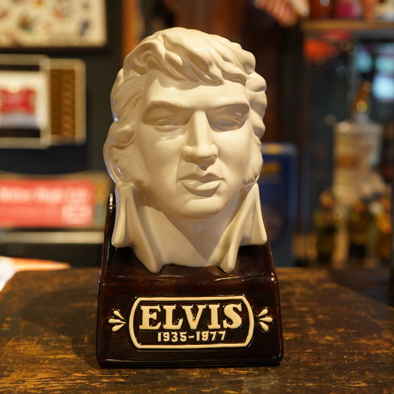 1977年製 Elvis Presley デカンタボトル with Music Box ウイスキー