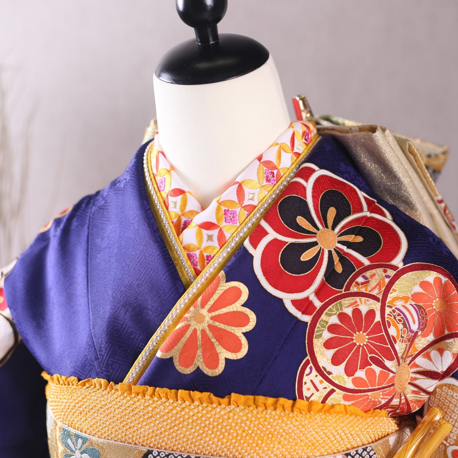 振袖セットM.Lサイズ、7点セット送料込みメルカリ便 美品☆振袖フルセット 正絹 成人式 振袖 7点セット Mサイズ 紫色 花柄