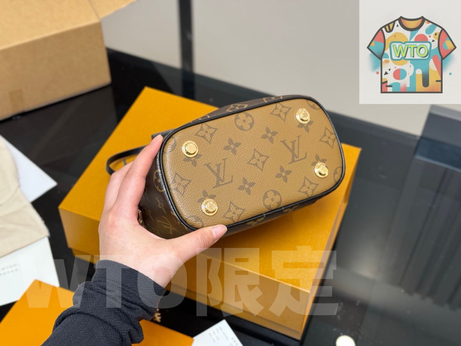 ルイヴィトン ポーチ LV × TM ポシェット・アクセソワール モノグラム・デニム｜ルイ