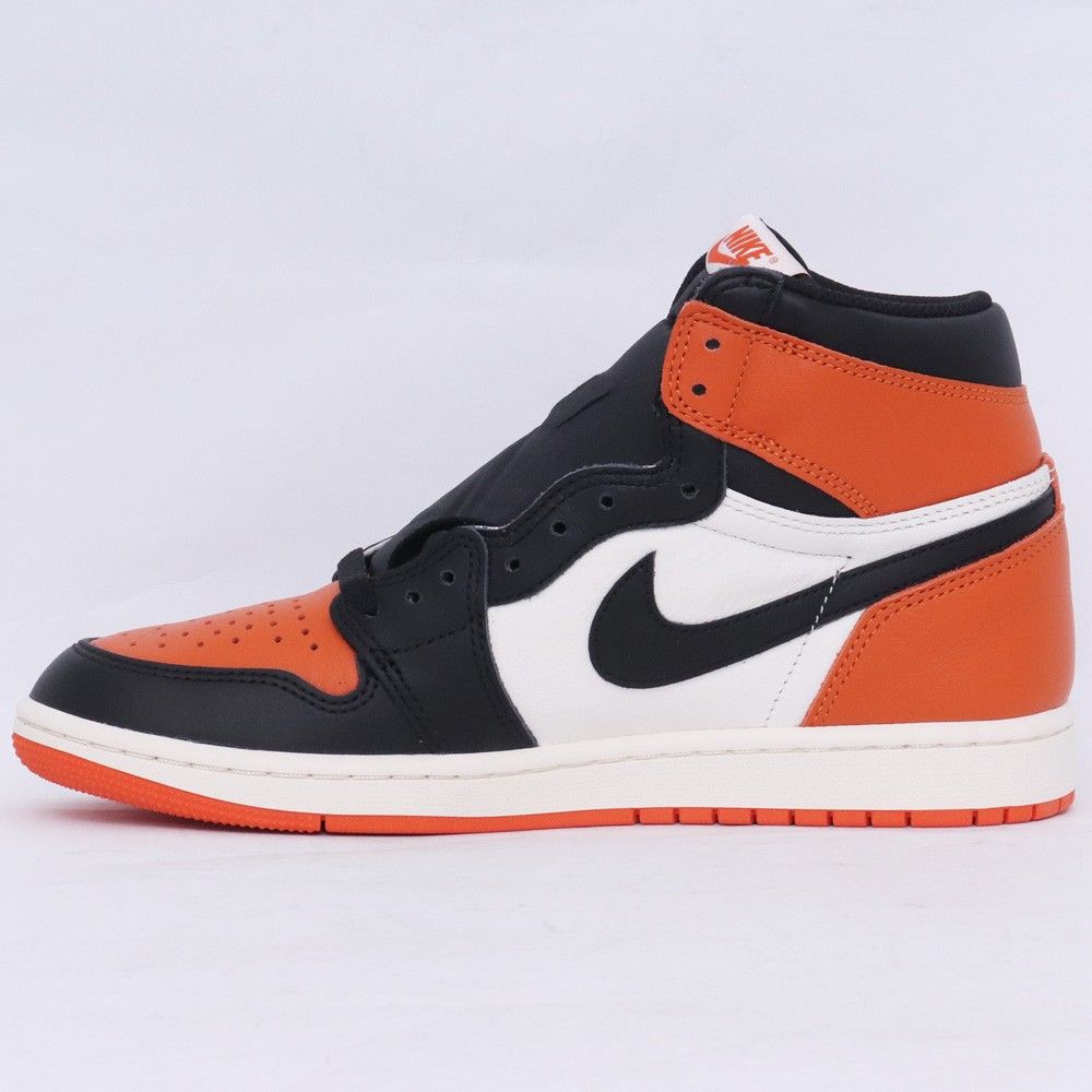 NIKE 非売品 バインダー 新品・未使用 NIKE Women's DUNK HIGH SE FIRST USE 