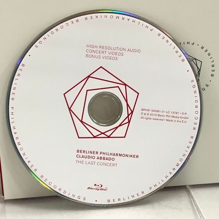 クラウディオ・アバド ~ ザ・ラスト・コンサート / ベルリン・フィルハーモニー管弦楽団 | [2CD+Blu-ray] [輸入盤]  [日本語帯・解説付]