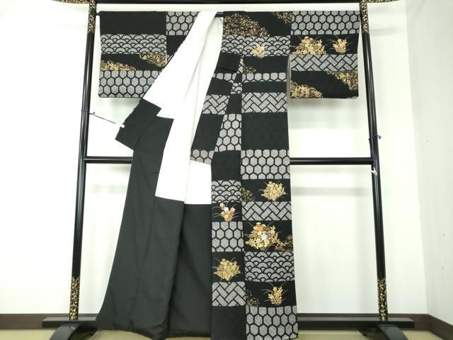 平和屋着物●訪問着　絞り　刺繍　変わり市松花文　黒地　金彩　正絹　逸品　DAAS3112ps 平和屋着物○訪問着 絞り 刺繍 変わり市松花文 黒地 金彩 正絹 逸品