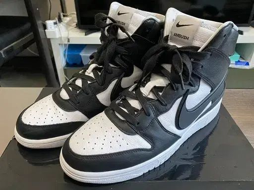 NIKE ナイキ X アンブッシュ ダンク ハイ|サカイ ブレーザー ミッド SP