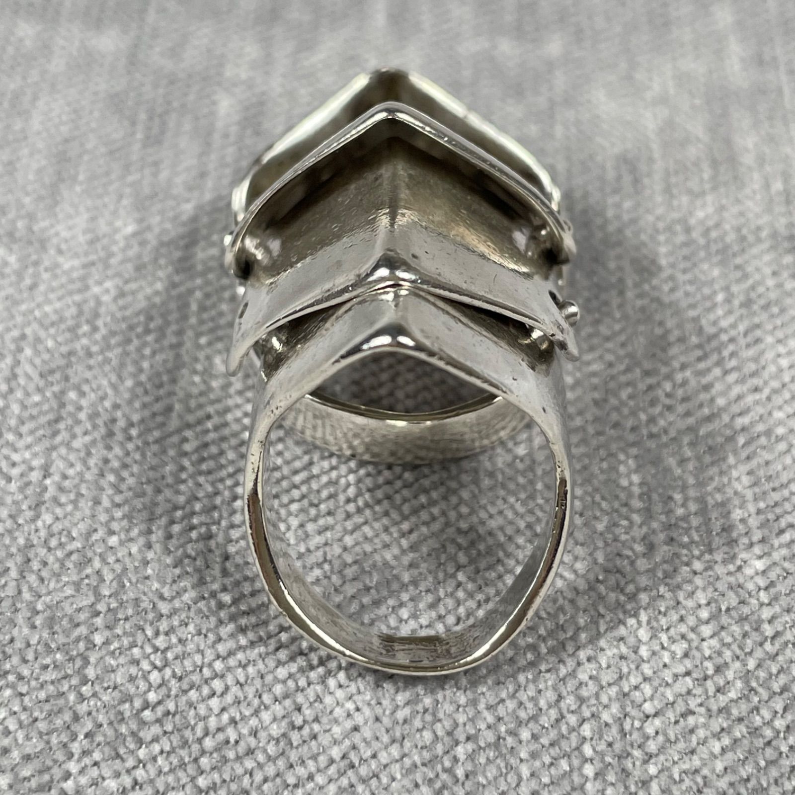 ヴィヴィアンウエストウッド アーマーリング JSB刻印期 SV925 指輪 S 楽天市場】Vivienne Westwood ヴィヴィアンウエストウッド SV