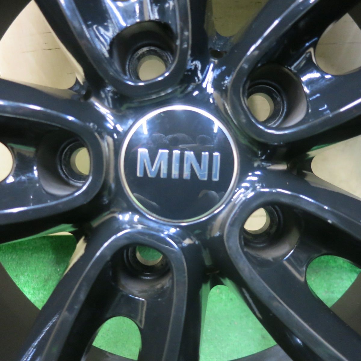 バリ溝 23年 キレイ 9.5分 MINI ミニ 等 MAK OXFORD 225 50R18 スタッドレス ブリヂストン ブリザック VRX3 マック オクスフォード 18インチ PCD112 5H 5092001SKス FFCRYSTALESIA_COM