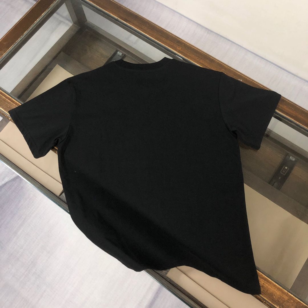 【GIVENCHY】関税込☆刺繍入り コットンクルーネック Tシャツ 本日限定特価】GIVENCHY クルーネックTシャツ - 高品質コットン