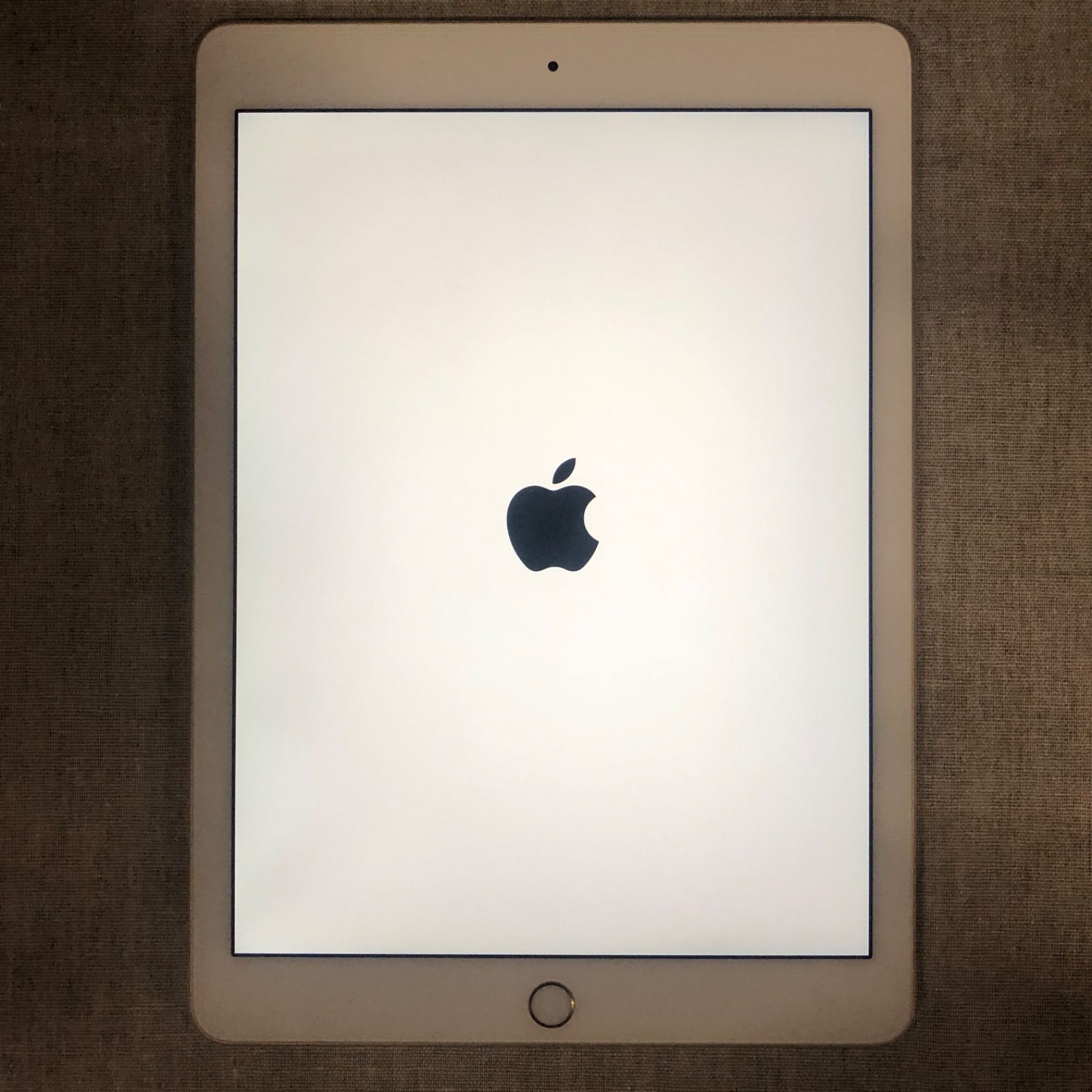 訳アリ特価】iPad Air 2 Wi-Fi 128GB Gold （A1566）/TL-231690