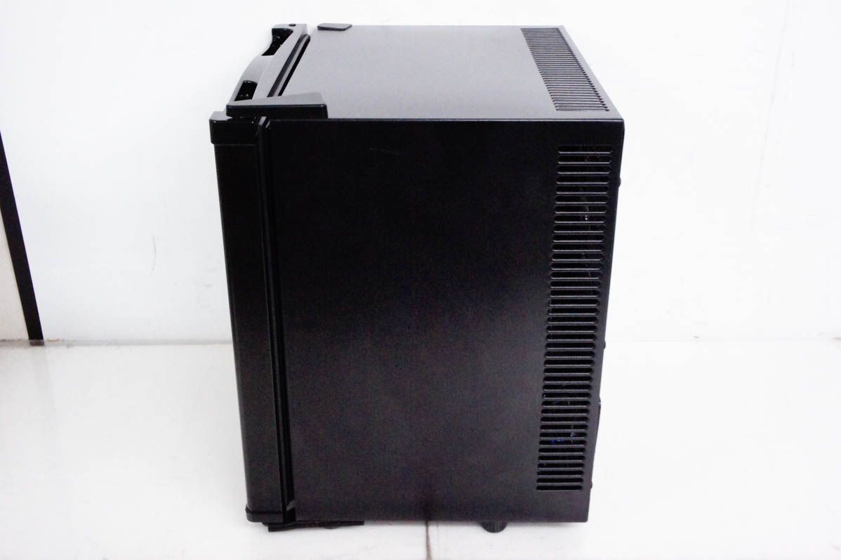 サンルック 1ドア冷蔵庫 ペルチェ式 SR-R2002 SunRuck（サンルック） アウトレット 冷蔵庫 小型 無音 無振動 1ドア