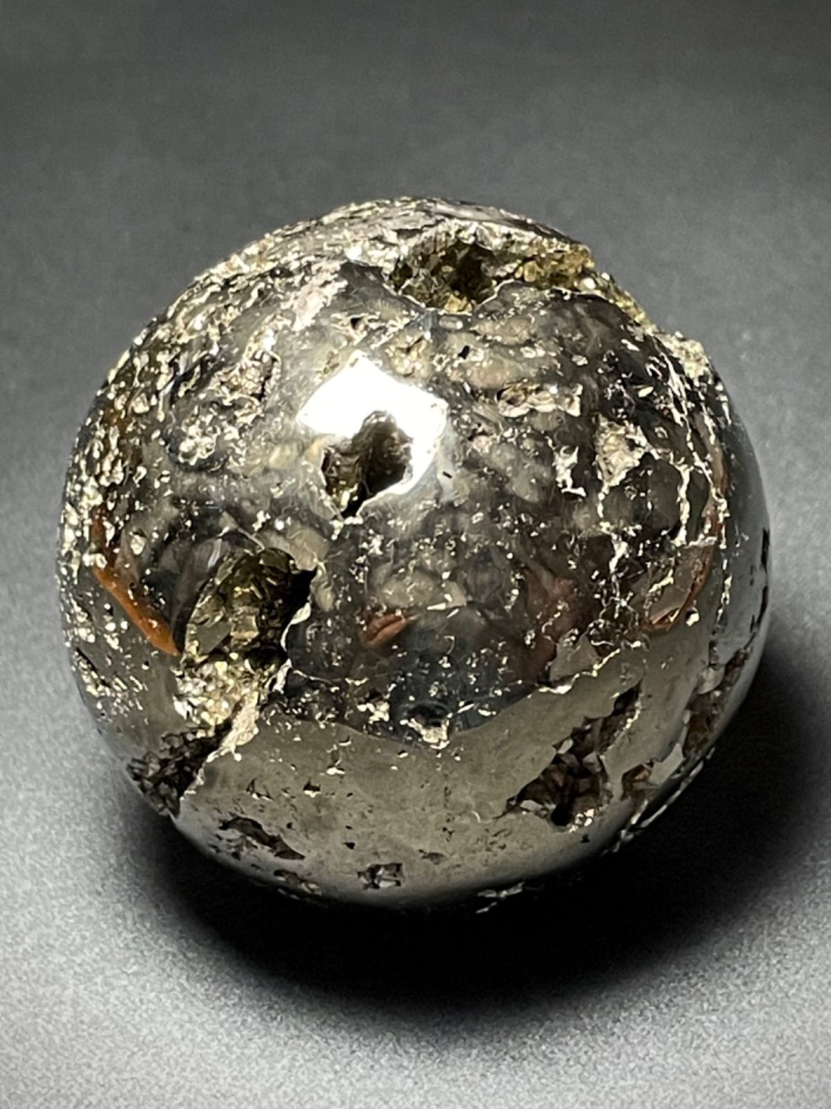 パイライト【黄鉄鉱】丸玉スフィアジオード結晶邪気祓い金運上昇天然石