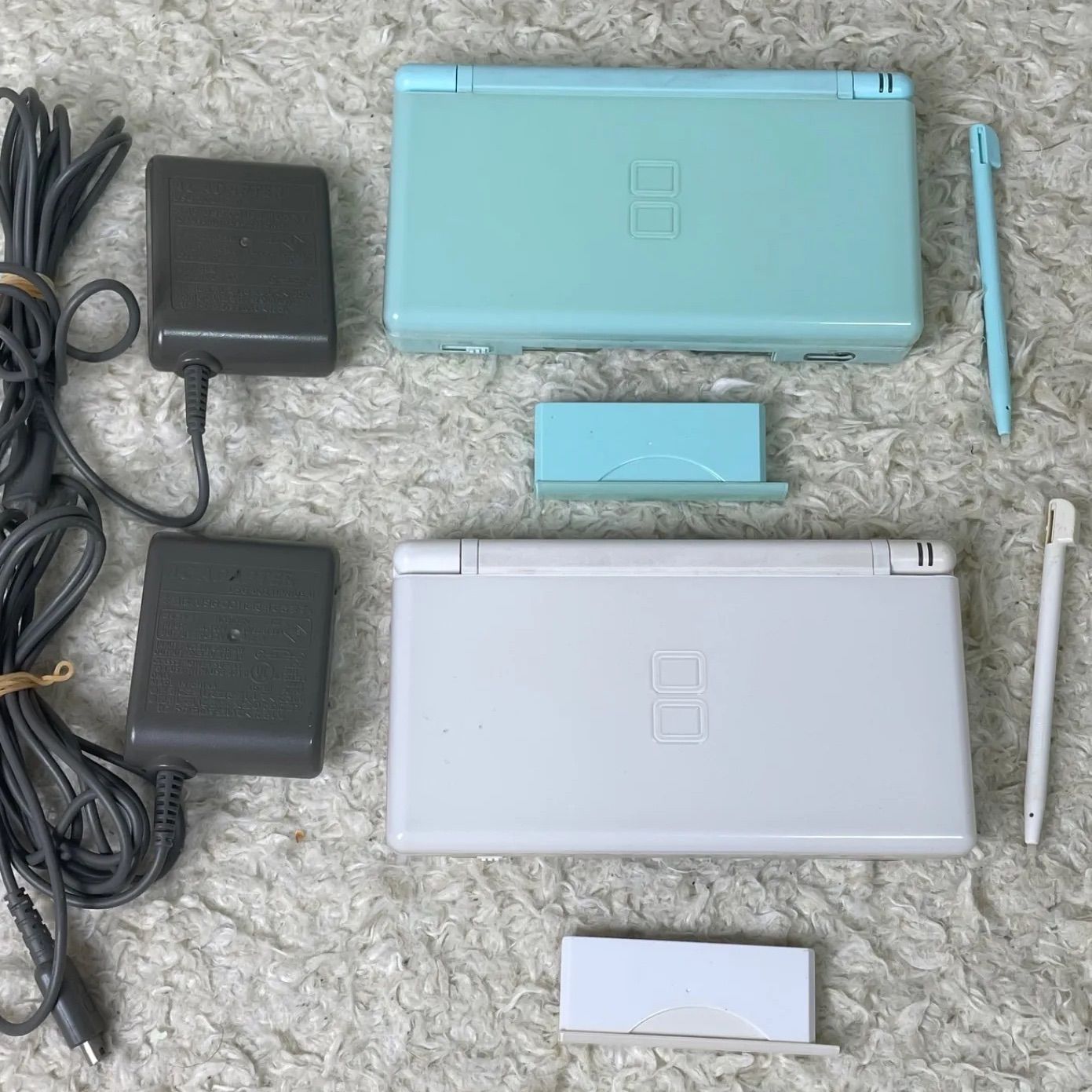 Nintendo NINTENDO DS ニンテンド-DS LITE 2点セット クリスタルホワイト アイスブルー ACアダプター2個付き!