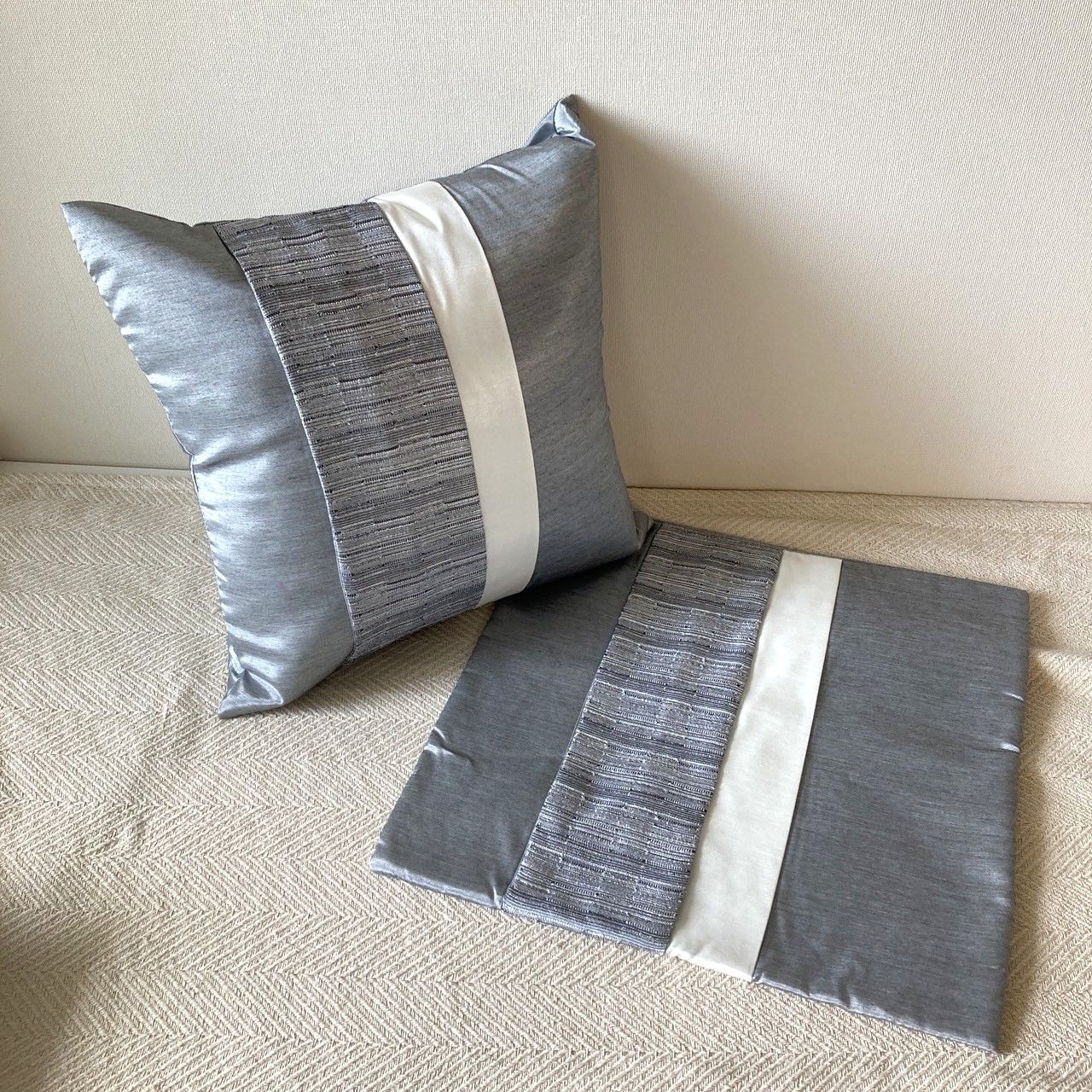 クッションカバー 2枚セット 40×40 未使用品 グレー ホワイト和