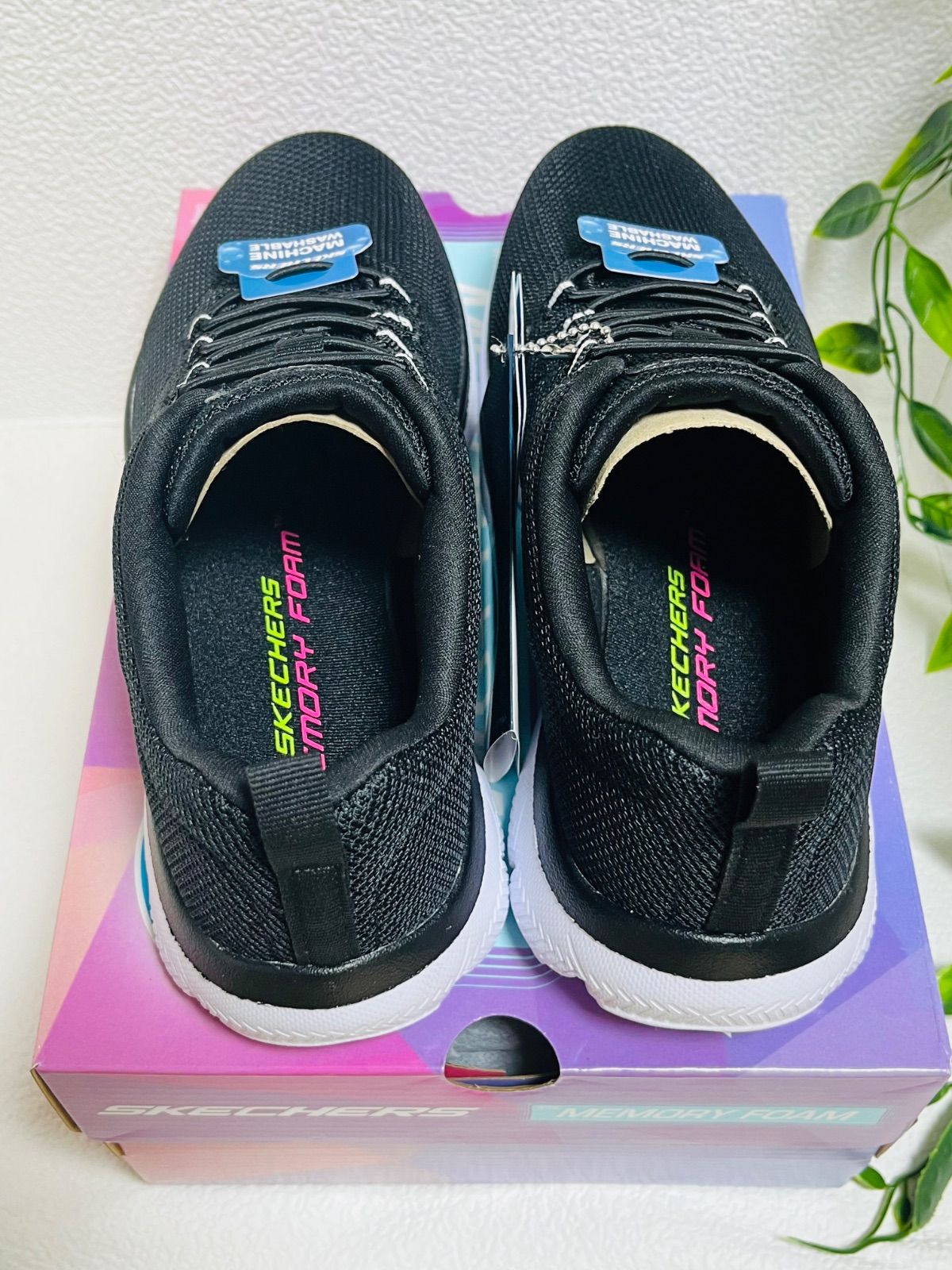 新品　スケッチャーズ 22.5cm PURE GENIUS-OPTIMISTIC MIX