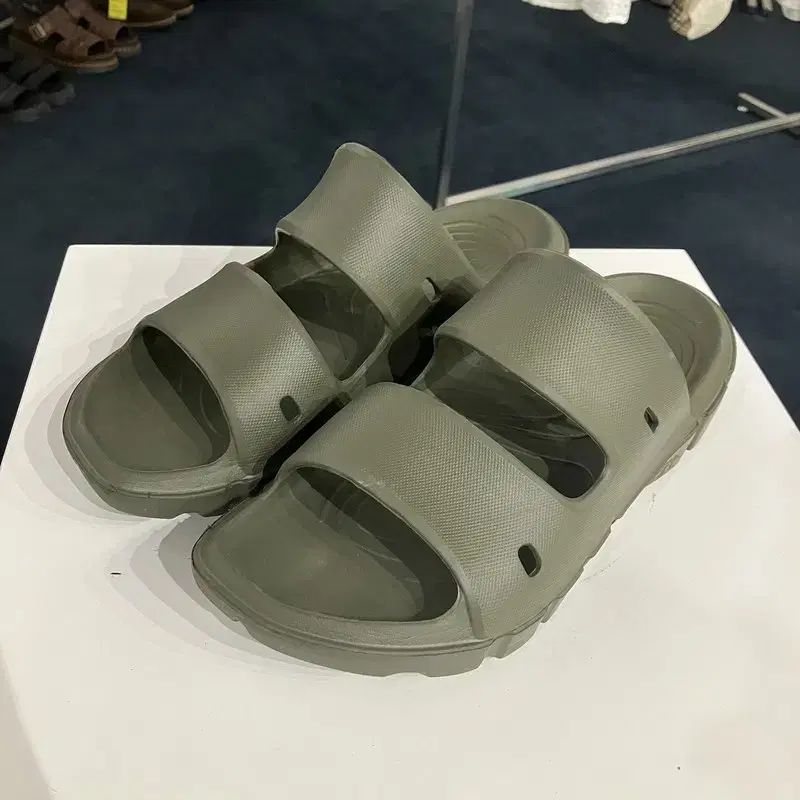 【雷市場（ポンジャン）商品韓国直送】280mm アルタフィット リカバリー スリッパ オリーブ