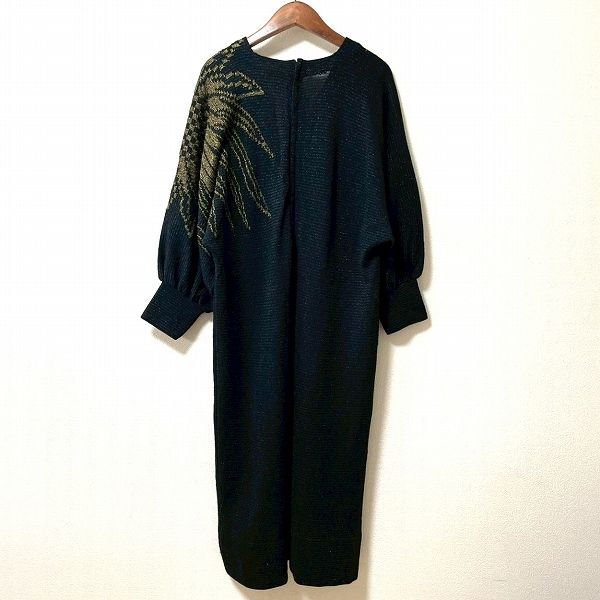 wxc サイトウトヨコ 斉藤都世子 ワンピース 黒 ゴールド ニット 柄