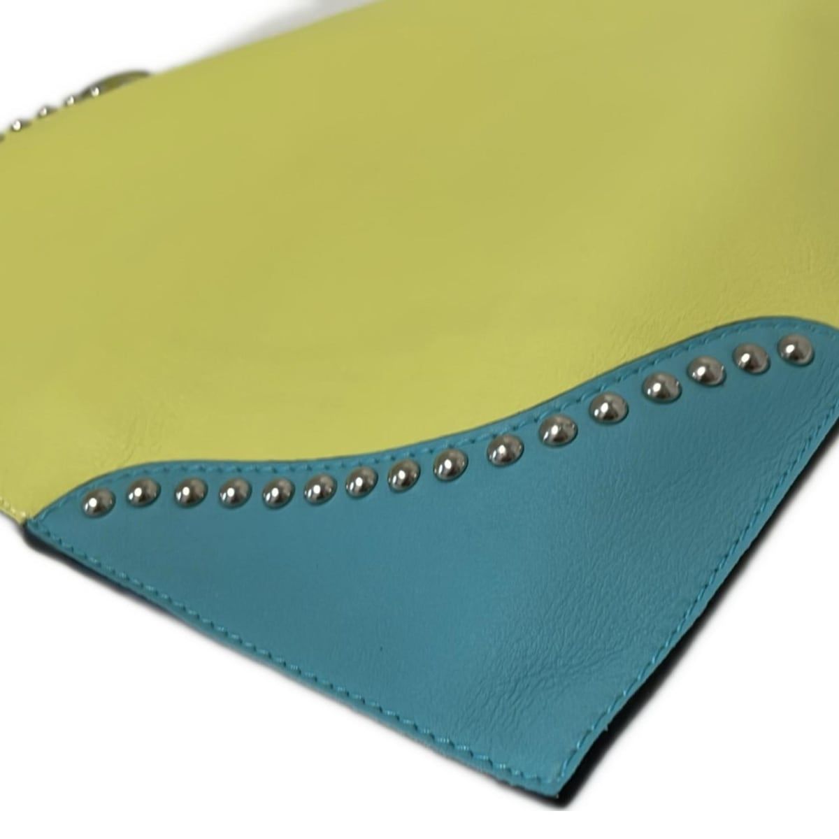 - イエロー×ライトブルー